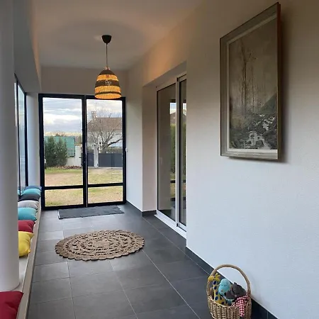Pavillon Renove Avec Jardin Arbore, Proche Centre-Ville, Veranda, Parking, Wifi, Ideal Familles - Fr-1-489-417 Brout-Vernet Exterior photo